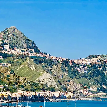 Casa Maccers Giardini Naxos